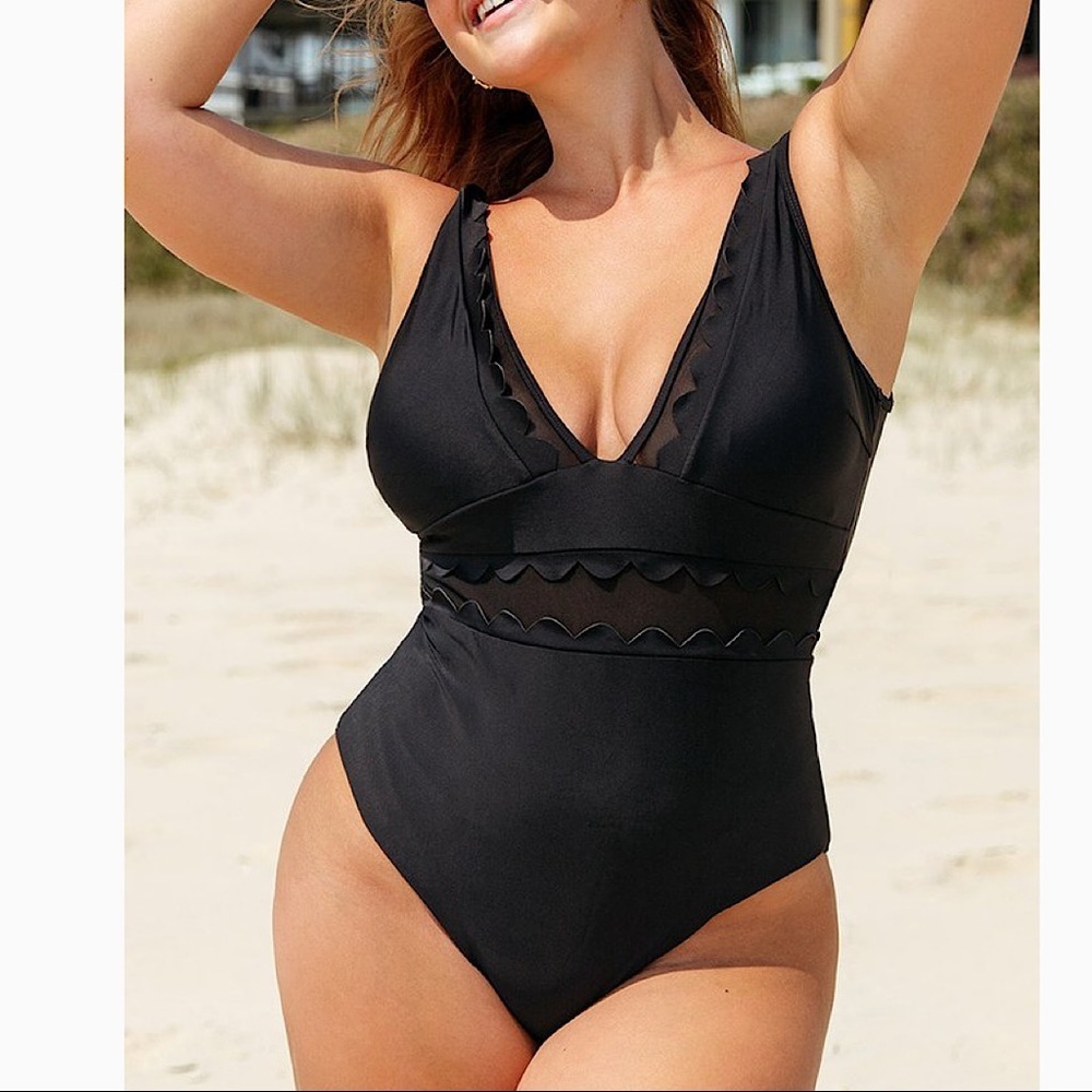 NEW Cupshe Solid Black Scallop Mesh One Piece Swimsuit Size Large